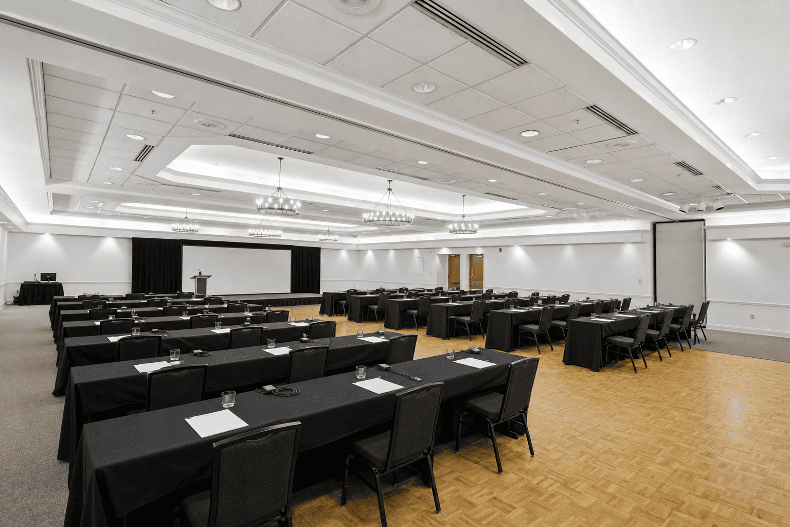 Leadership summit configuration